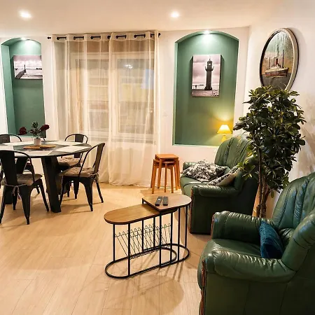 Urban Retreat 4-6 People Downtown And Apartment