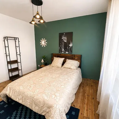 Urban Retreat 4-6 People Downtown And Apartment *